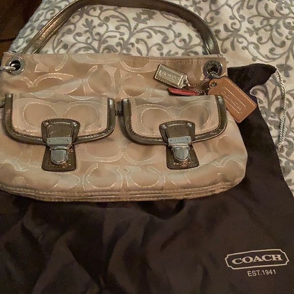 Vintage Coach - Picture 1 of 1